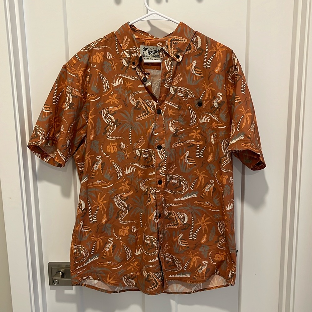 Howler Bros short sleeve button down shirt